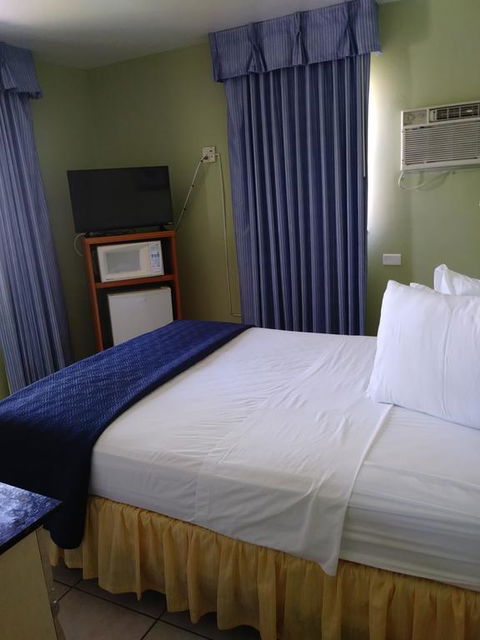 Fountain Cottages Inn - Click Find 1