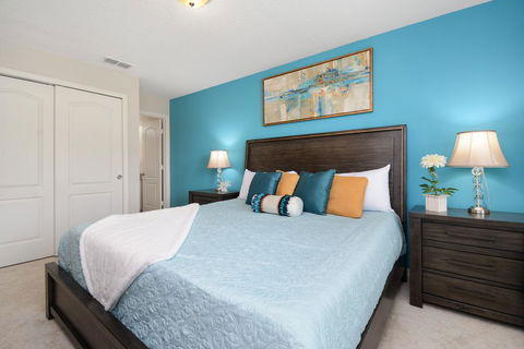 Four Bedrooms TownHome 5161 - Click Find 3