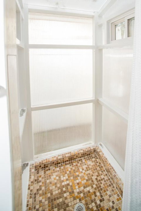 Front Beach Cottages - Bet 4u 3