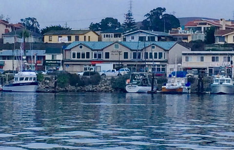 Front Street Inn And Spa - Click Find 1