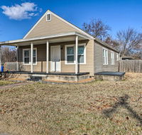 Game-Day Retreat Near Town - 1.5 Mi to OU