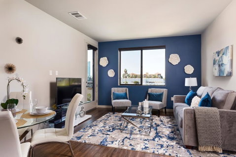 Gorgeous 2 Bedroom Suite Near Disneyland - Click Find 0