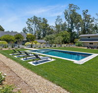 Gorgeous 3Br Wine Country Estate W/ Barn Home