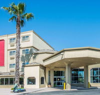 Harbor Hotel  Suites