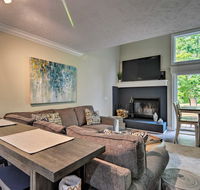 Harbor Springs Condo about 6 Mi to Lake Michigan