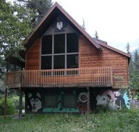 Headwall Hideaway - PRIVATE TWO BEDROOM APARTMENT