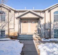 Heart of Ogden 25 minutes to Snowbasin Ski Resort Duplex