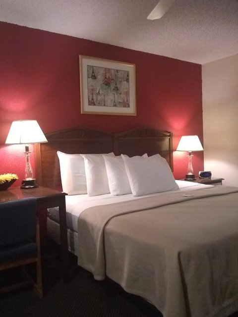 Hico Hills Inn - Bridge Guide 3
