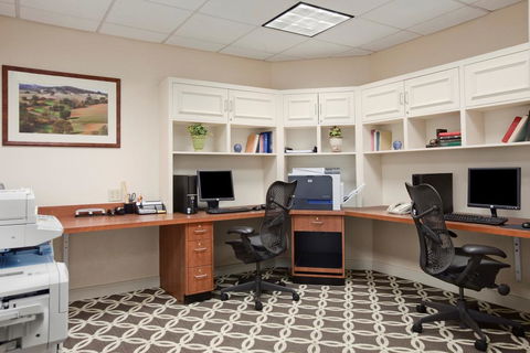 Hilton Garden Inn Boston-Burlington - Click Find 2