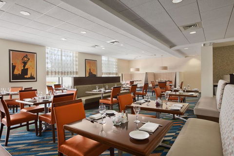 Hilton Garden Inn Boston-Burlington - Click Find 3