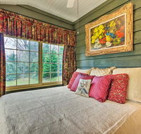 Historic 1900s Saluda Cottage Walk to Main Street