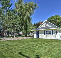 Historic Albion Mountain Cottage on Quiet Street