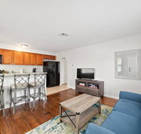 Historic Beach Escape - Entire Apartment B