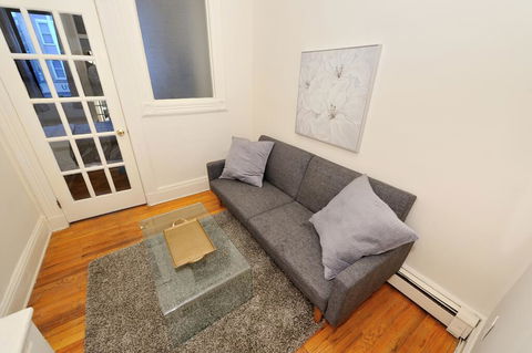Hobokens 1 Bedroom Delight * Polished - Click Find 1
