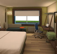 Holiday Inn Express  Suites - Detroit North - Roseville