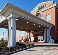 Holiday Inn Express  Suites Graham