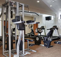 Holiday Inn Express  Suites N Waco Area - West