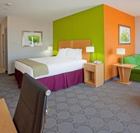 Holiday Inn Express Hotel  Suites Clute-Lake Jackson
