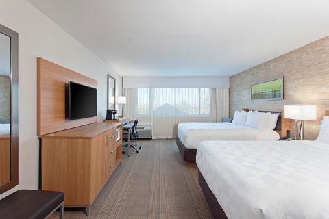 Holiday Inn Palmdale-Lancaster - Bridge Guide 2