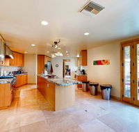 Hollywood Celebrity Estate