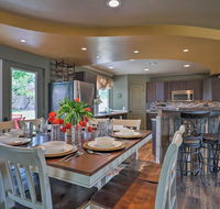 Home about 2 Mi to Lake Powell Antelope Canyon  More