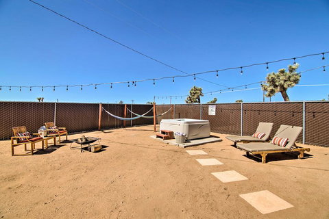 Home With Hot Tub, Hammocks, Free Pass To Joshua Tree - Bet 4u 1