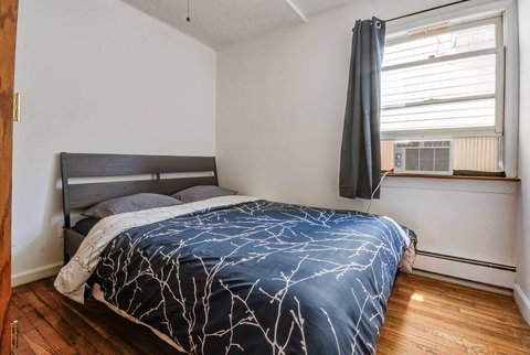 Huge, Sunny 5 BR 15 Mins To NYC! - Bet 4u 2