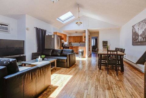 Huge, Sunny 5 BR 15 Mins To NYC! - Bet 4u 0