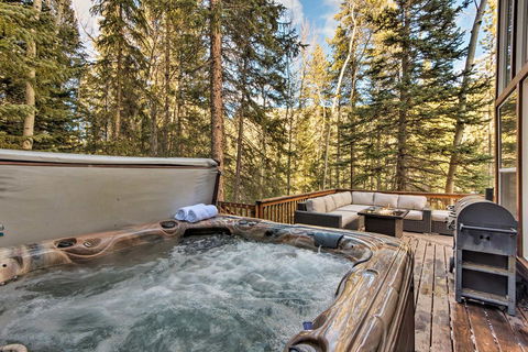 Idaho Springs Cabin With Hot Tub On Half Acre! - Bridge Guide 1