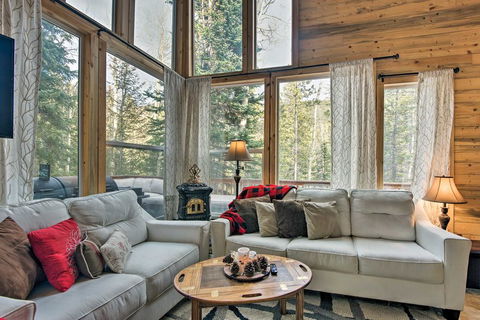 Idaho Springs Cabin With Hot Tub On Half Acre! - Bridge Guide 3