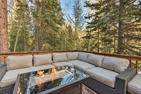 Idaho Springs Cabin With Hot Tub On Half Acre! - Bridge Guide 0