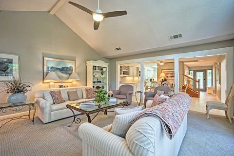 Idyllic Resort Home With Monthly And Seasonal Rates! - Click Find 2