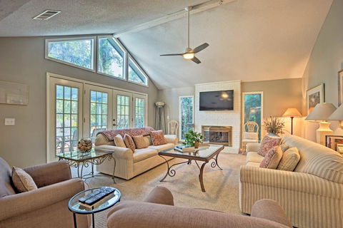 Idyllic Resort Home With Monthly And Seasonal Rates! - Click Find 1