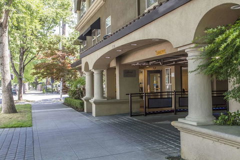 Inn Off Capitol Park, Ascend Hotel Collection - Lawyer Find 0