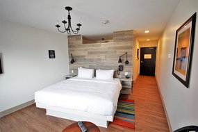 Book Port Huron Accommodation Vacations Clickz Clickz