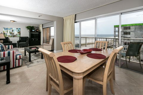 Islander 606:Amazing BEACH Side Condo FREE Beach Service, Movies, Golf & More - Click Find 3
