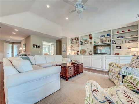 Isle Of Pines 12, 3 Bedroom, WiFi, Fireplace, Sleeps 7, Sea Pines - Click Find 1
