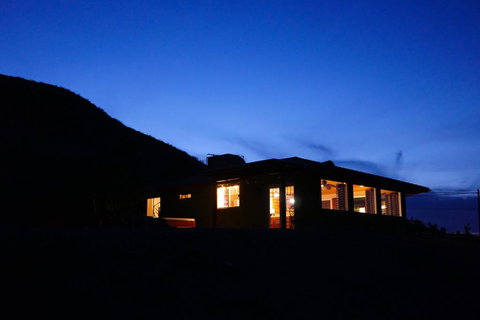Joshua Tree Retreat With Sweeping Views & Hot Tub - Bet 4u 2