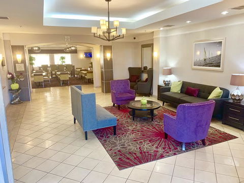 Kemah Edgewater Hotel - Click Find 3