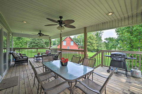 Kentucky Lake Retreat With Private Dock & Deck - Bet 4u 0