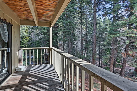 Kings Beach Condo With 2 Decks About 1 Mi To Lake Tahoe! - Bet 4u 1