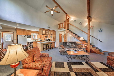 Kootenai Forest Home - Outdoor Entertainment! - Click Find 3