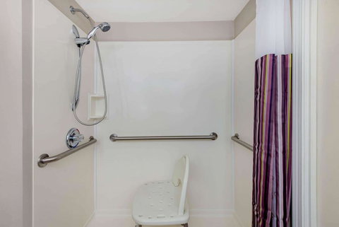 La Quinta By Wyndham Lexington Park - Patuxent - Bet 4u 1