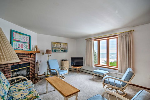 Lake Huron Private Beach Retreat With Fire Pit! - Bet 4u 2
