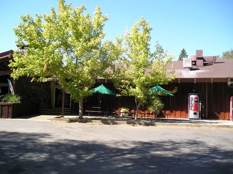 Lake Of The Springs Camping Resort Cabin 5 - Click Find 2