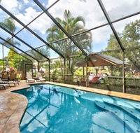 Lake Tarpon Executive Home 5BR 2 Kitchens 2 Laundry Rooms Million Dollar Executive Level Home