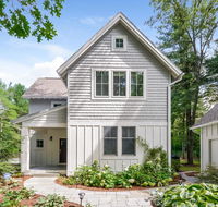 Lake Trail Treehouse