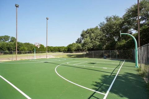 Lake Whitney Camping Resort Ramp Cabin 4 - Click Find 1