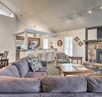 Lake-View Margaritaville Home - Hot Tub Fire Pit