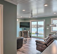 Lakefront Home 10 Min from Detroit Mountain
